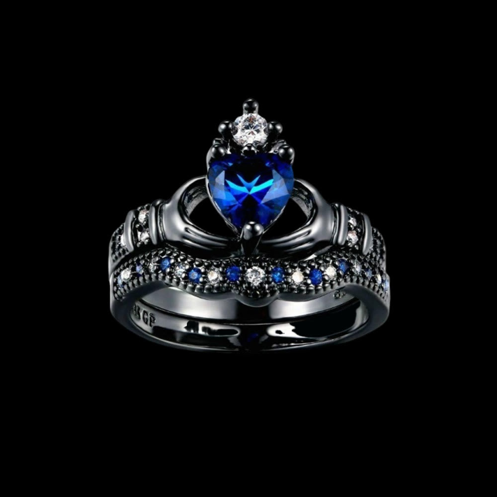 Ring met hart en kroon