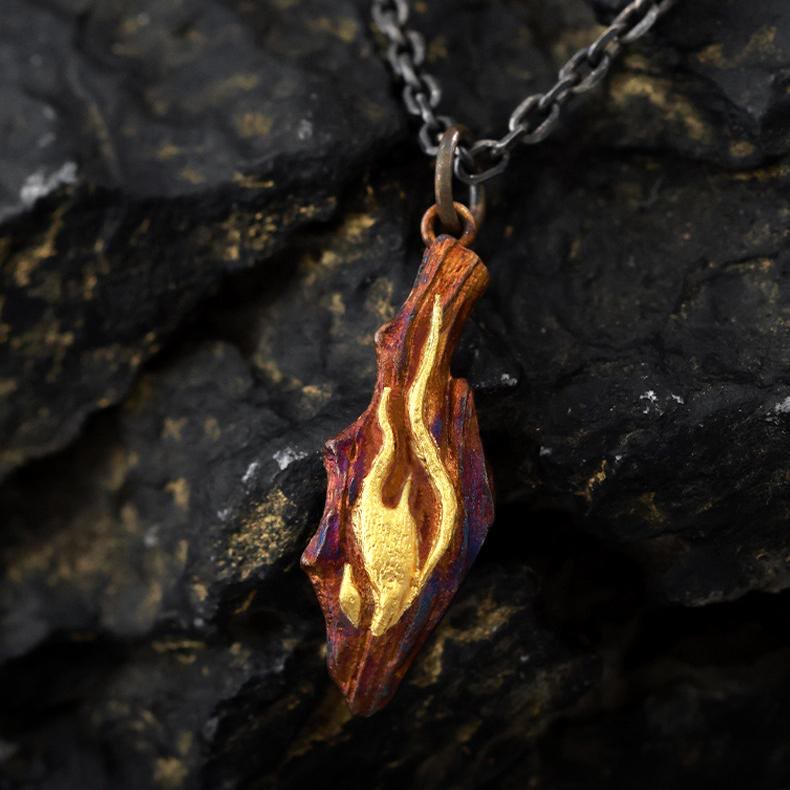 Ketting met vuurreliëf en verguld detail – 999 zilver