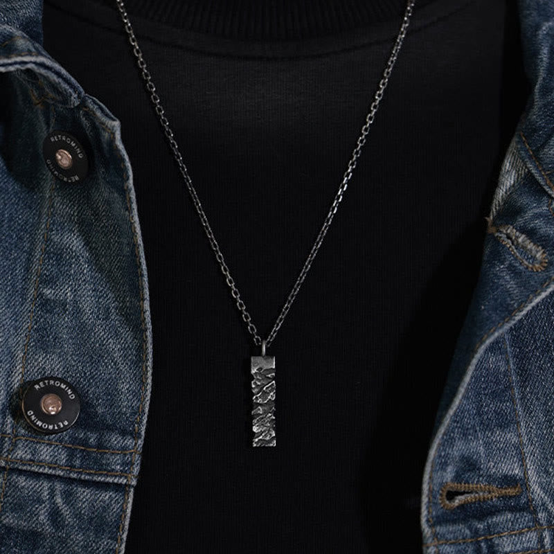 Ketting met gebarsten bergreliëf – 999 zilver